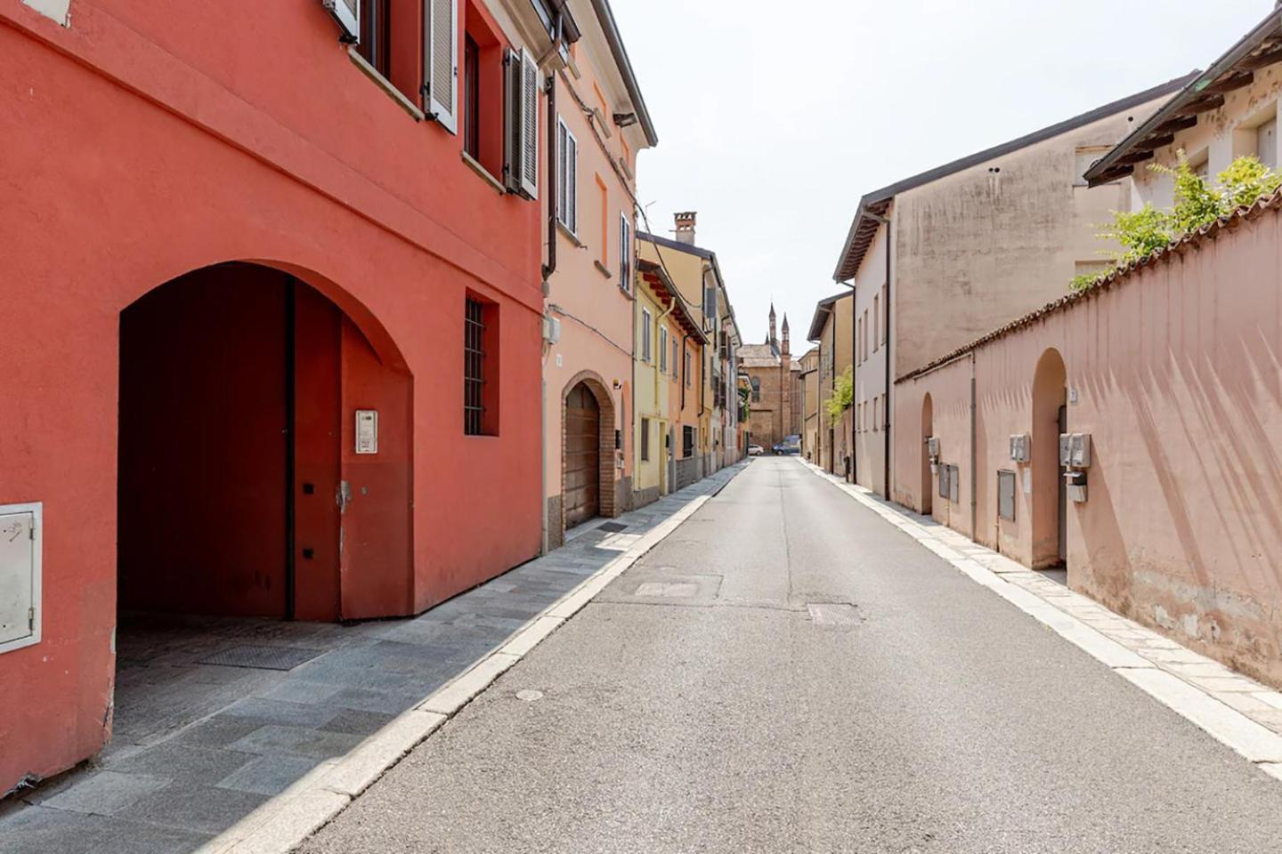 Piacenza Open Space Экстерьер фото